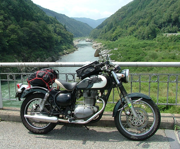 �G�X�g���A