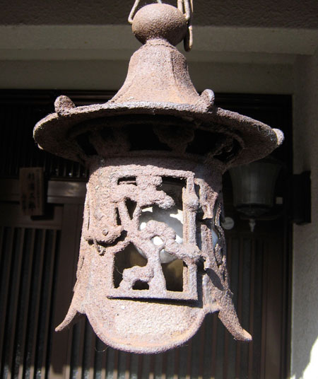 鉄の灯ろう