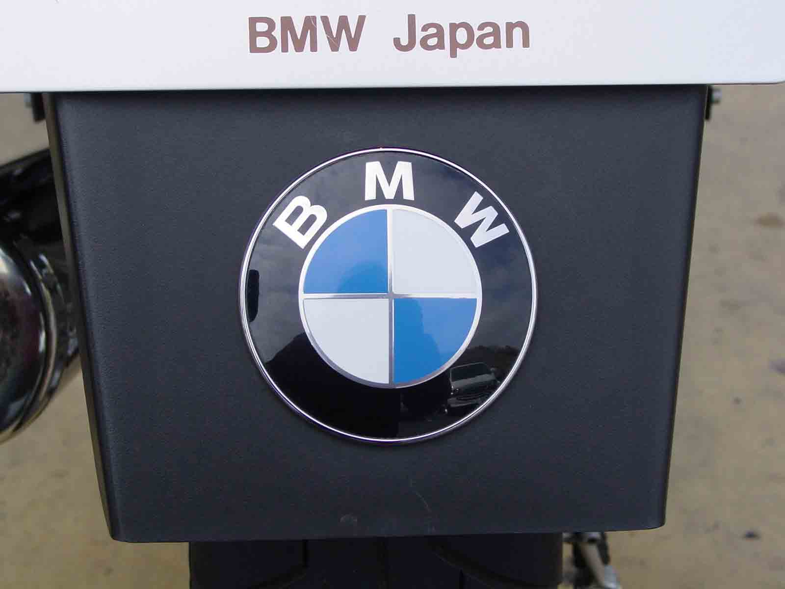 Bmw エンブレム